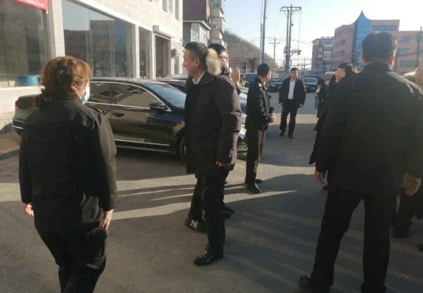 鞍勤集團黨委下基層、聽民意，助推企業(yè)高質(zhì)量發(fā)展
